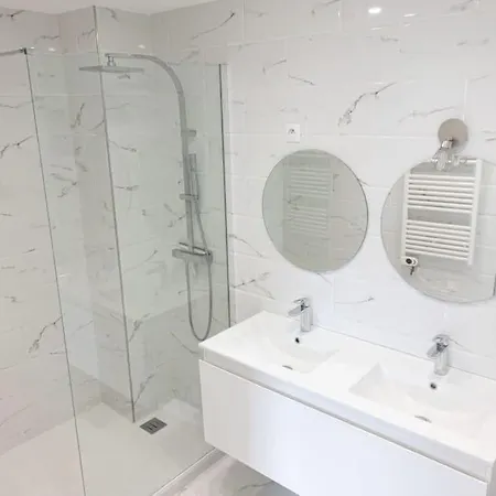 Apartamento Luxury Retreat In 9